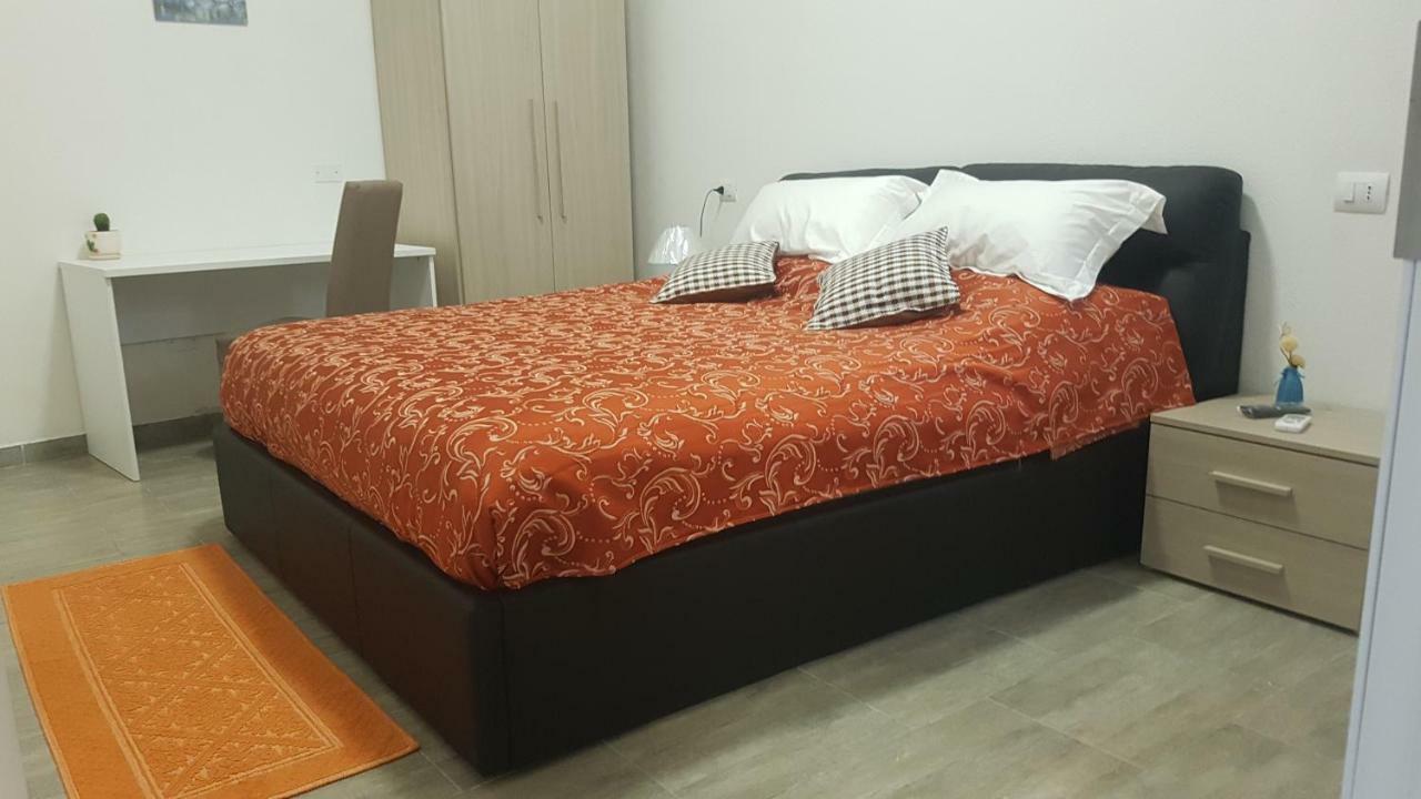 Boutique Oriente Express Hotell Cagliari Eksteriør bilde